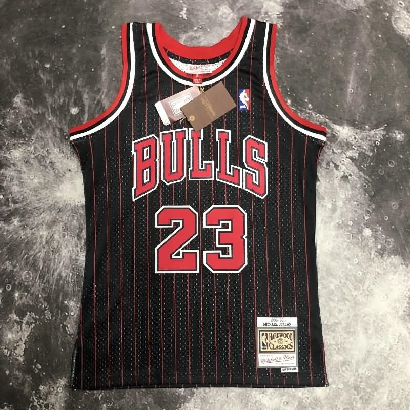 Chicago Bulls 1995/96 Black Classics Basketball Jersey (Hot Press) Chicago Bulls 1995/96 Black Classics Basketball Jersey (Hot Press)