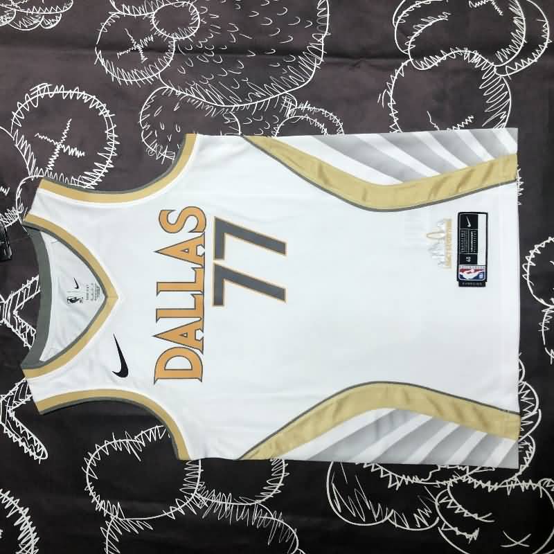 Dallas Mavericks 20/21 White City Basketball Jersey (Hot Press) Dallas Mavericks 20/21 White City Basketball Jersey (Hot Press)