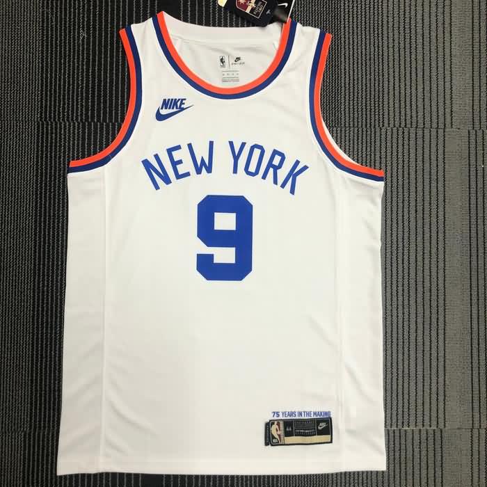 New York Knicks White Classics Basketball Jersey (Hot Press) New York Knicks White Classics Basketball Jersey (Hot Press)