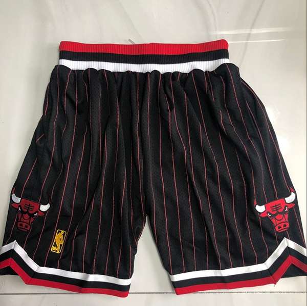 Chicago Bulls Mitchell&Ness Black NBA Shorts 04 Chicago Bulls Mitchell&Ness Black NBA Shorts 04