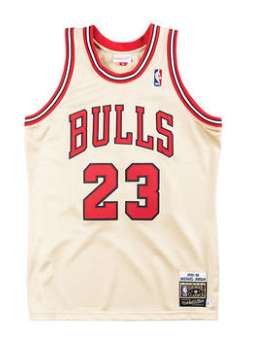Chicago Bulls 1995/96 White #23 JORDAN Classics Basketball Jersey (Stitched) Chicago Bulls 1995/96 White #23 JORDAN Classics Basketball Jersey (Stitched)