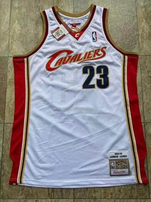 Cleveland Cavaliers 2003/04 White #23 JAMES Classics Basketball Jersey (Closely Stitched) Cleveland Cavaliers 2003/04 White #23 JAMES Classics Basketball Jersey (Closely Stitched)