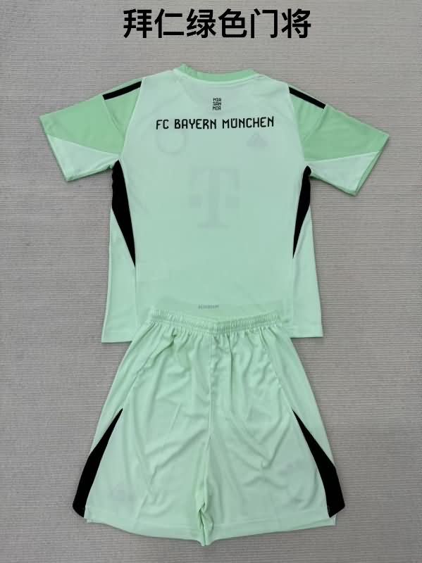 Bayern Munich 25/26 Goalkeeper Green Soccer Jersey