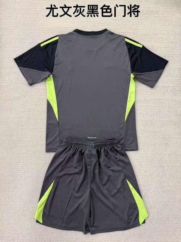 Juventus 25/26 Goalkeeper Black Soccer Jersey