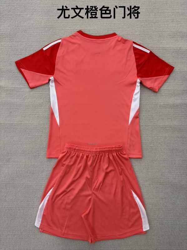 Juventus 25/26 Goalkeeper Red Soccer Jersey