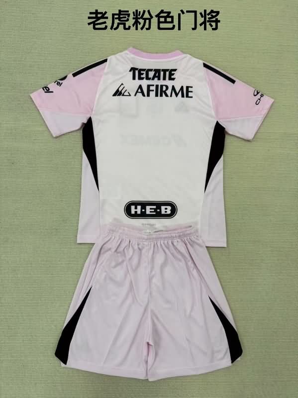 Tigres UANL 25/26 Goalkeeper Pink Soccer Jersey