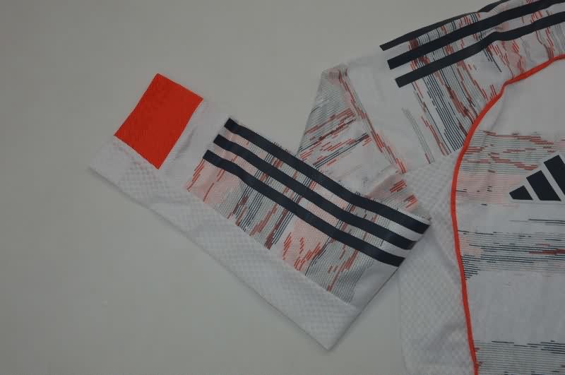 AAA Quality Bayern Munich 25/26 Away Long Sleeve Soccer Jersey (Player)