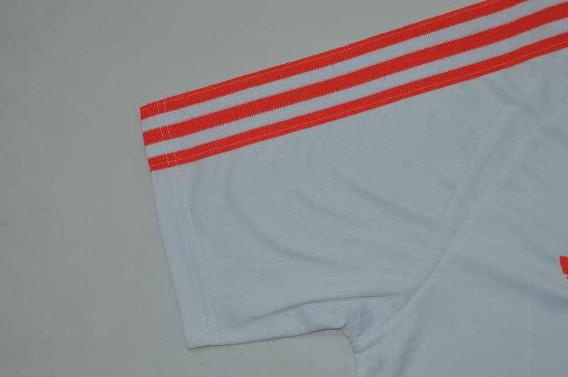 AAA Quality Liverpool 25/26 White Soccer Jersey 02