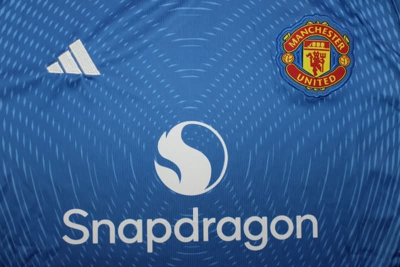 AAA Quality Manchester United 25/26 Goalkeeper Blue Soccer Jersey Leaked