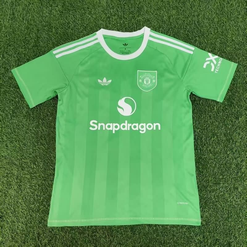AAA Quality Manchester United 25/26 Goalkeeper Green Soccer Jersey Leaked
