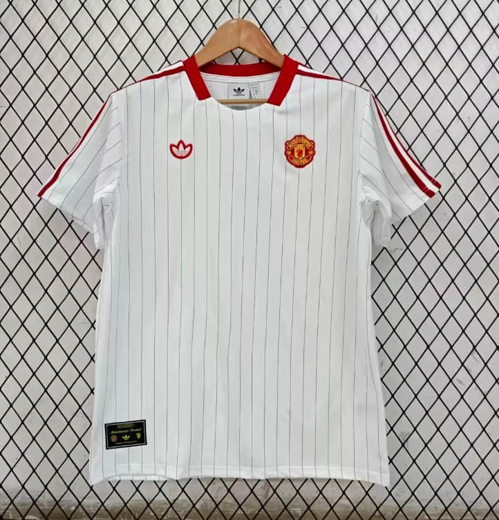 AAA Quality Manchester United 25/26 White Soccer Jersey 02
