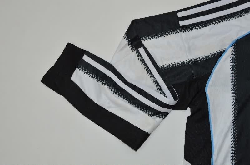 AAA Quality Newcastle United 25/26 Home Long Sleeve Soccer Jersey