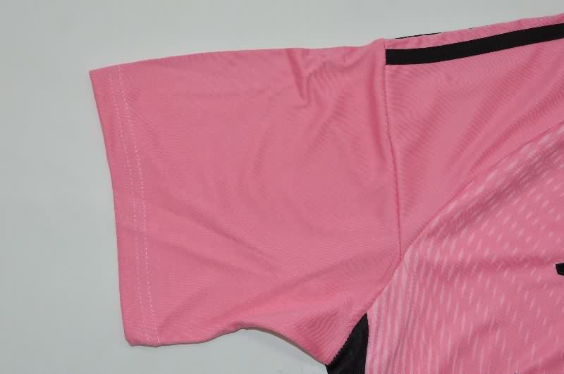 AAA Quality Real Madrid 25/26 Goalkeeper Pink Soccer Jersey