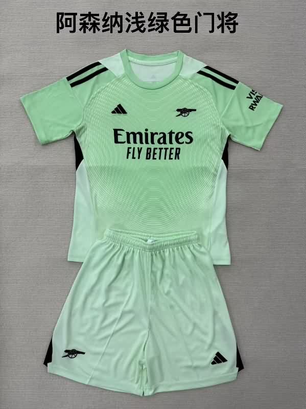 Kids Arsenal 25/26 Goalkeeper Green Soccer Jersey And Shorts 02 Kids Arsenal 25/26 Goalkeeper Green Soccer Jersey And Shorts 02