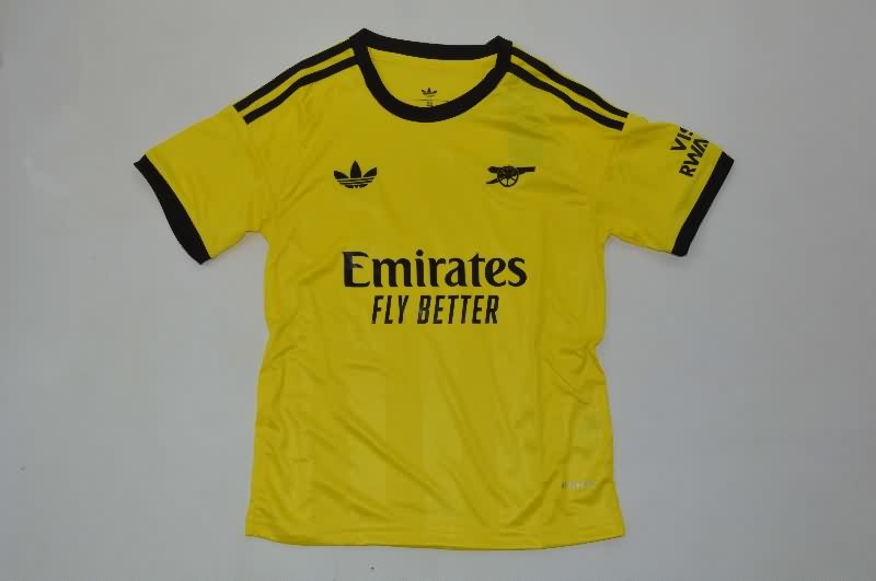Kids Arsenal 25/26 Goalkeeper Yellow Soccer Jersey And Shorts 02