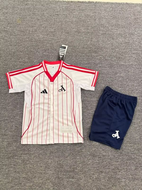 Kids Arsenal 25/26 Travel Soccer Jersey And Shorts