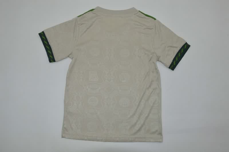 Kids Bayern Munich 25/26 Oktoberfest Soccer Jersey And Shorts