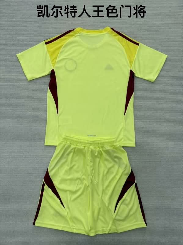 Kids Celtic 25/26 Goalkeeper Yellow Soccer Jersey And Shorts