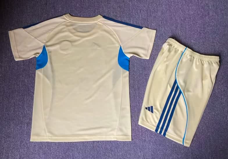 Kids Club America 25/26 Training Soccer Jersey And Shorts 02