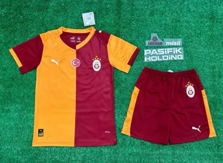 Kids Galatasaray 25/26 Home Soccer Jersey And Shorts