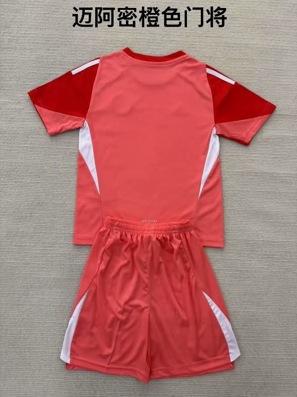 Kids Inter Miami 2025 Goalkeeper Red Soccer Jersey And Shorts