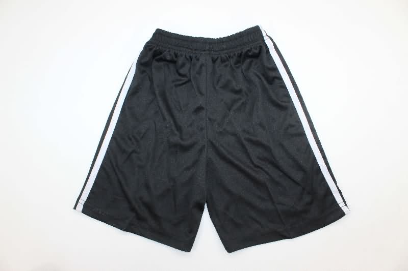 Kids Liverpool 25/26 Goalkeeper Black Soccer Jersey And Shorts 02