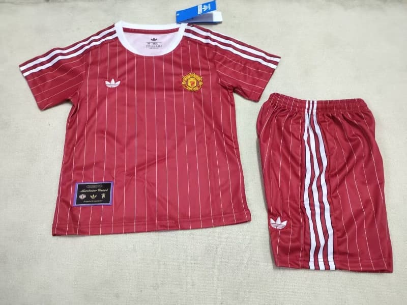Kids Manchester United 25/26 Red Soccer Jersey And Shorts 02 Kids Manchester United 25/26 Red Soccer Jersey And Shorts 02
