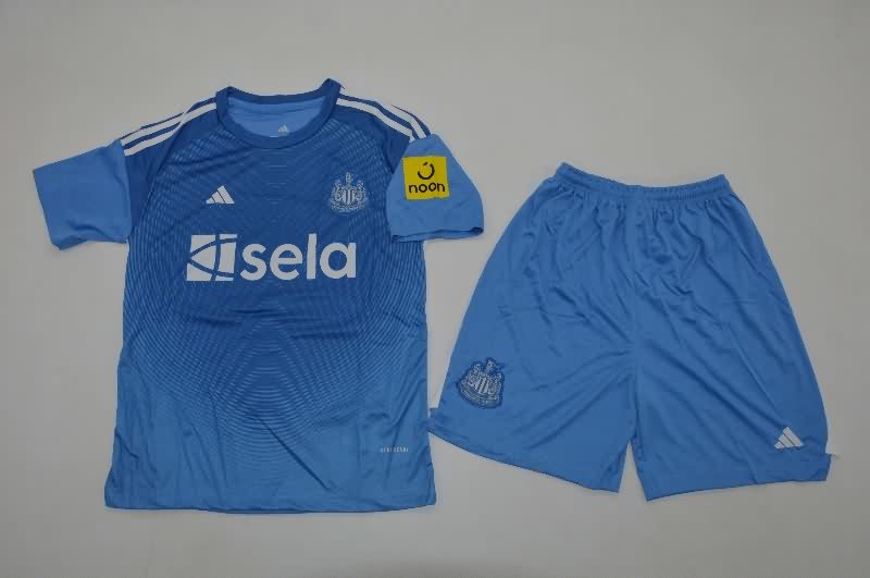 Kids Newcastle United 25/26 Goalkeeper Blue Soccer Jersey And Shorts