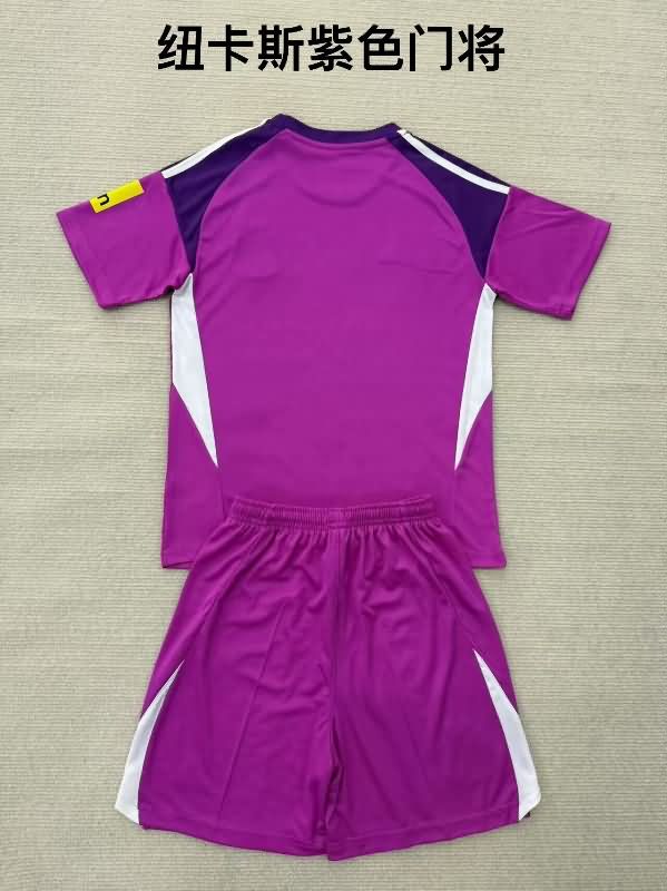 Kids Newcastle United 25/26 Goalkeeper Purple Soccer Jersey And Shorts