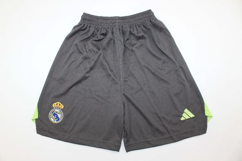 Kids Real Madrid 25/26 Goalkeeper Black Soccer Jersey And Shorts