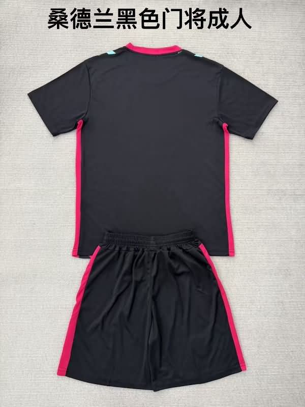 Kids Sunderland 25/26 Goalkeeper Black Soccer Jersey And Shorts