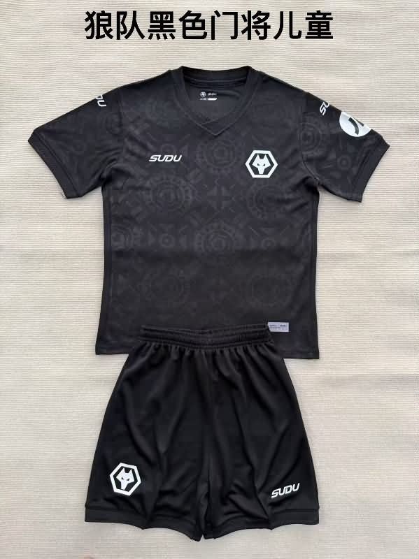 Kids Wolves 25/26 Goalkeeper Black Soccer Jersey And Shorts