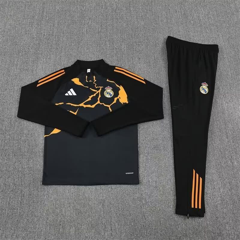 AAA Quality Real Madrid 25/26 Black Soccer Tracksuit 04
