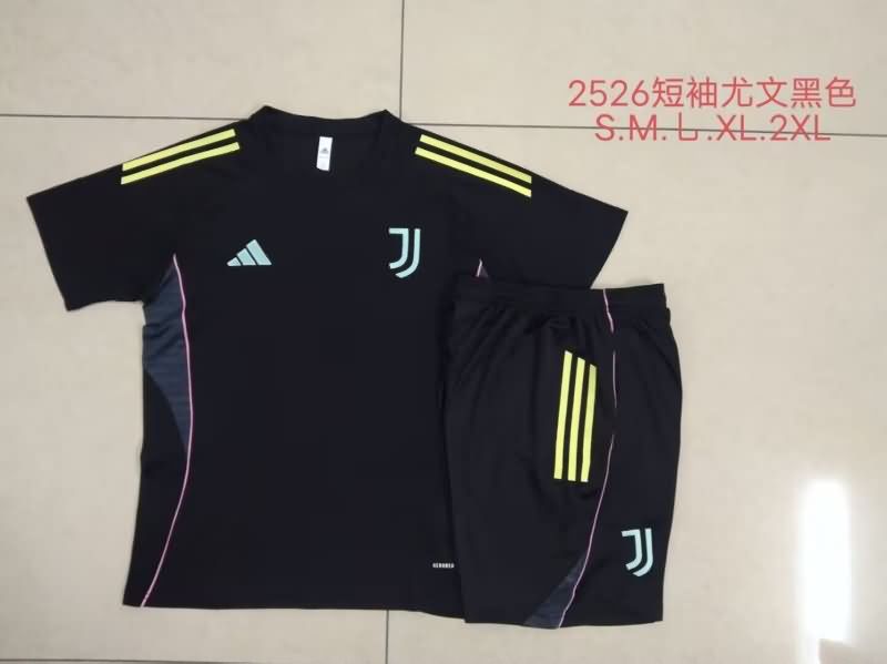 AAA Quality Juventus 25/26 Black Soccer Training Sets AAA Quality Juventus 25/26 Black Soccer Training Sets