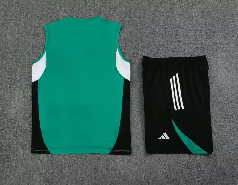 AAA Quality Liverpool 25/26 Green Soccer Training Sets 02