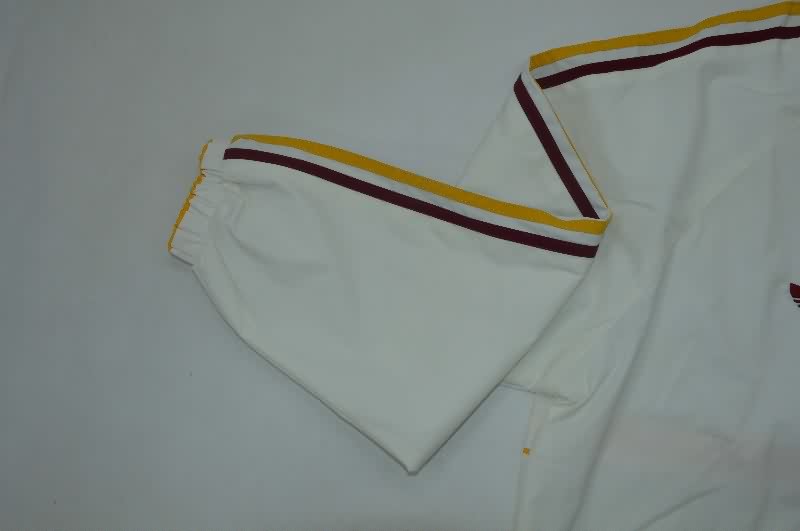 AAA Quality Spain 2026 Beige Soccer Windbreaker