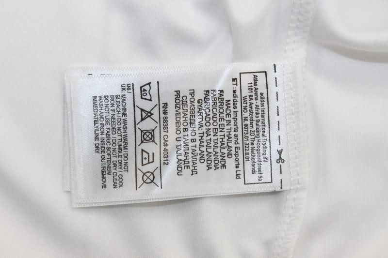 AAA Quality AC Milan 2006/07 Away Retro Soccer Jersey (Player)