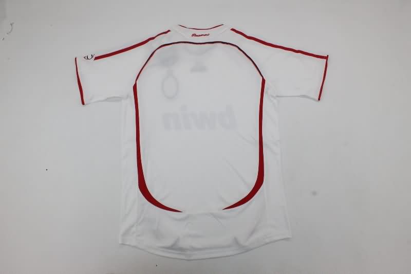 AAA Quality AC Milan 2006/07 Away Retro Soccer Jersey (Player)