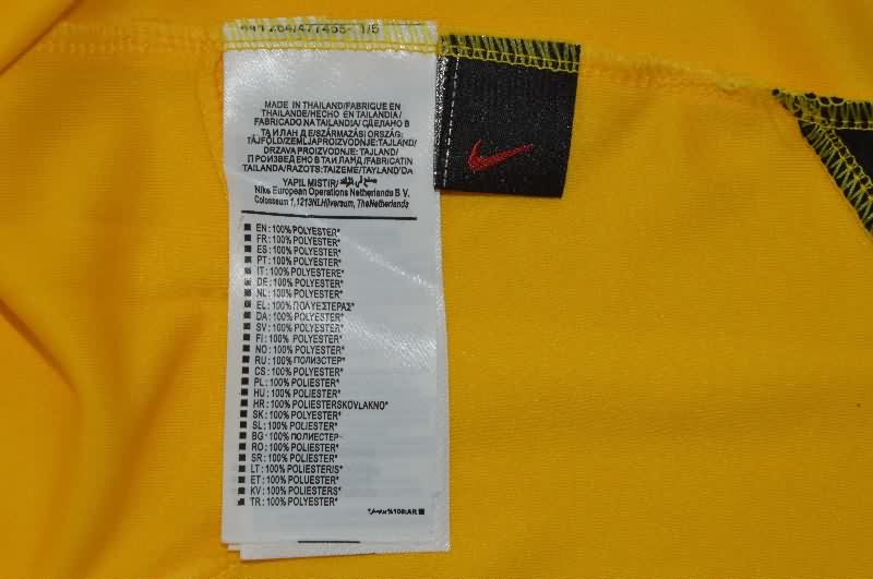 AAA Quality Arsenal 2005/06 Away Final Retro Soccer Jersey