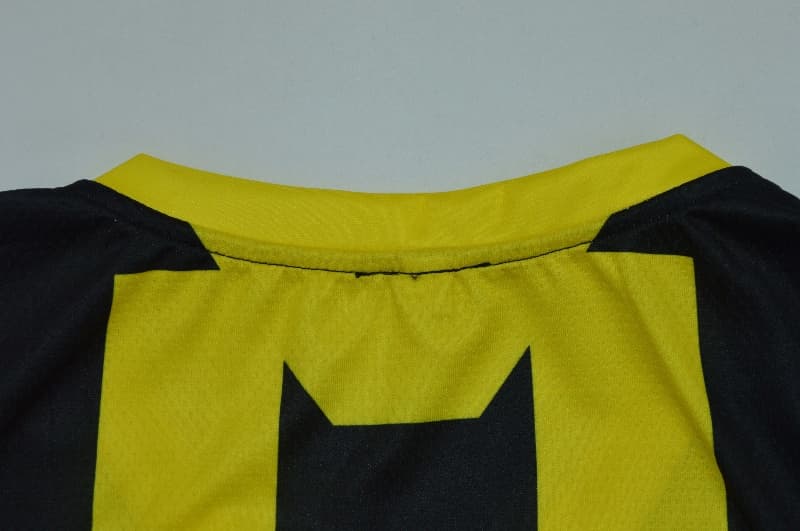 AAA Quality Atletico Madrid 2005/06 Away Retro Soccer Jersey