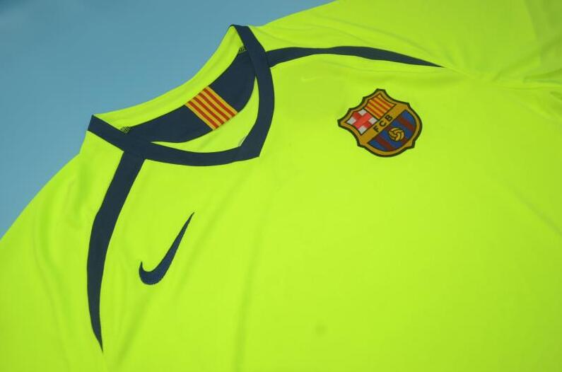 Barcelona Soccer Jersey Away Retro Replica 2005/06