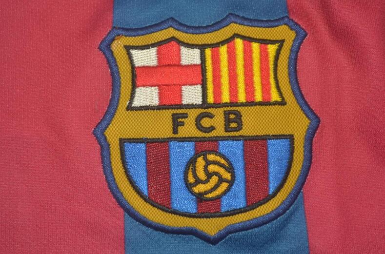 Barcelona Soccer Jersey Home UCL Retro Replica 2005/06