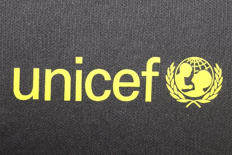 AAA Quality Barcelona 2011/12 Away Retro Soccer Jersey (Player)