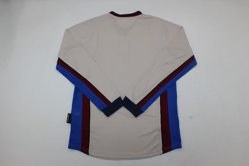 AAA Quality Barcelona 1999/2000 Away Long Sleeve Retro Soccer Jersey