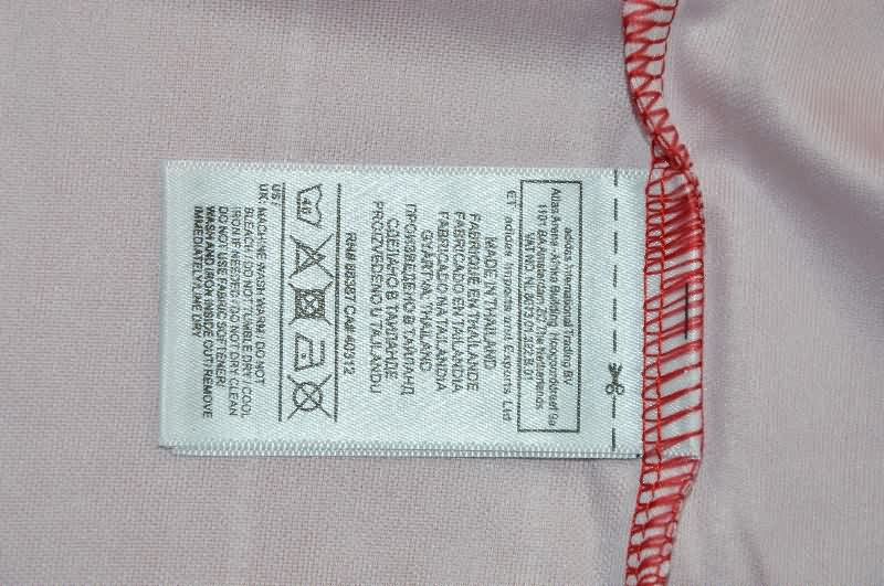 AAA Quality CCCP 1982/83 Home Retro Soccer Jersey