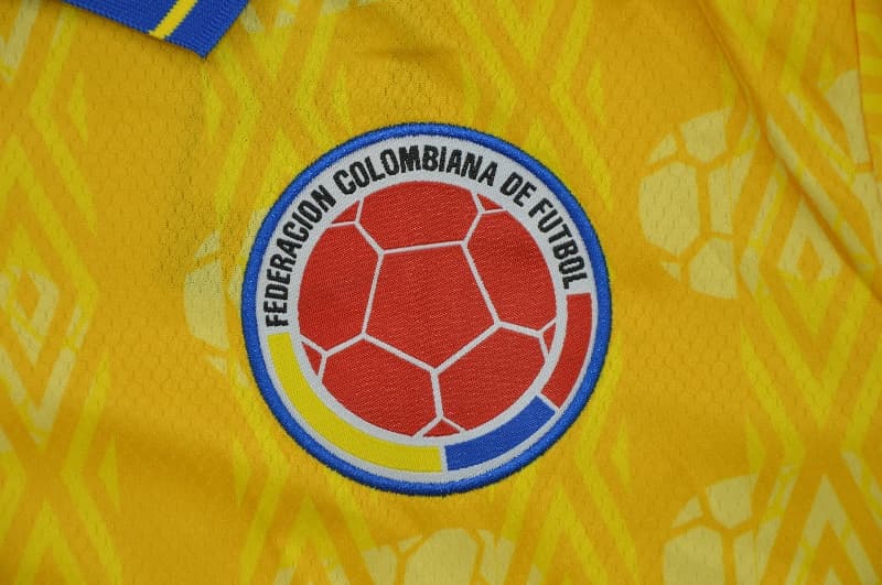 AAA Quality Colombia 1993 Home Retro Soccer Jersey