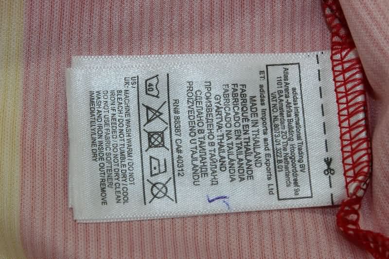 AAA Quality Galatasaray 2000/01 Home Retro Soccer Jersey