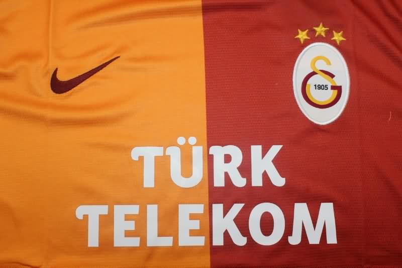 Galatasaray Soccer Jersey Home Retro Replica 2013/14