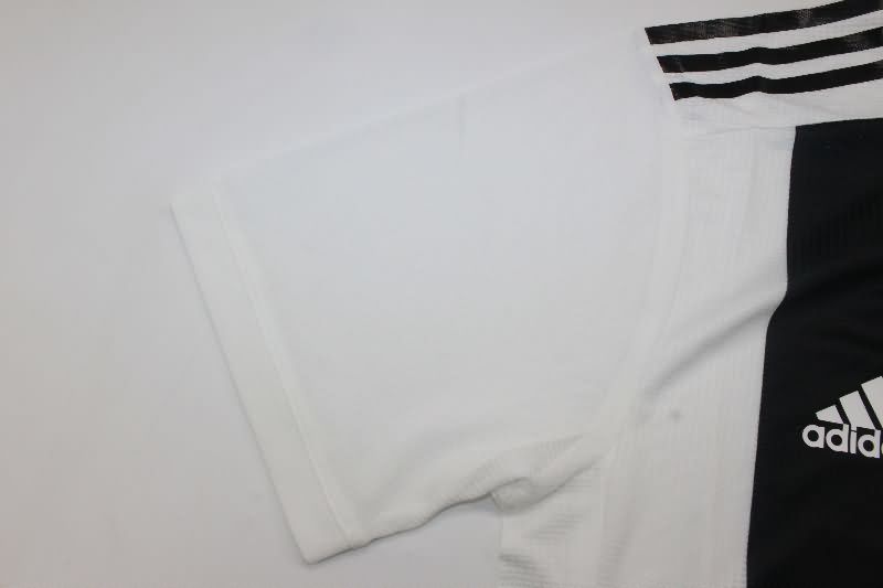 Juventus Soccer Jersey Home Retro (Player) 2018/19