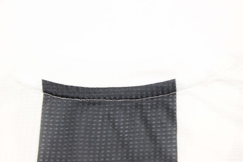 Juventus Soccer Jersey Home Retro (Player) 2018/19